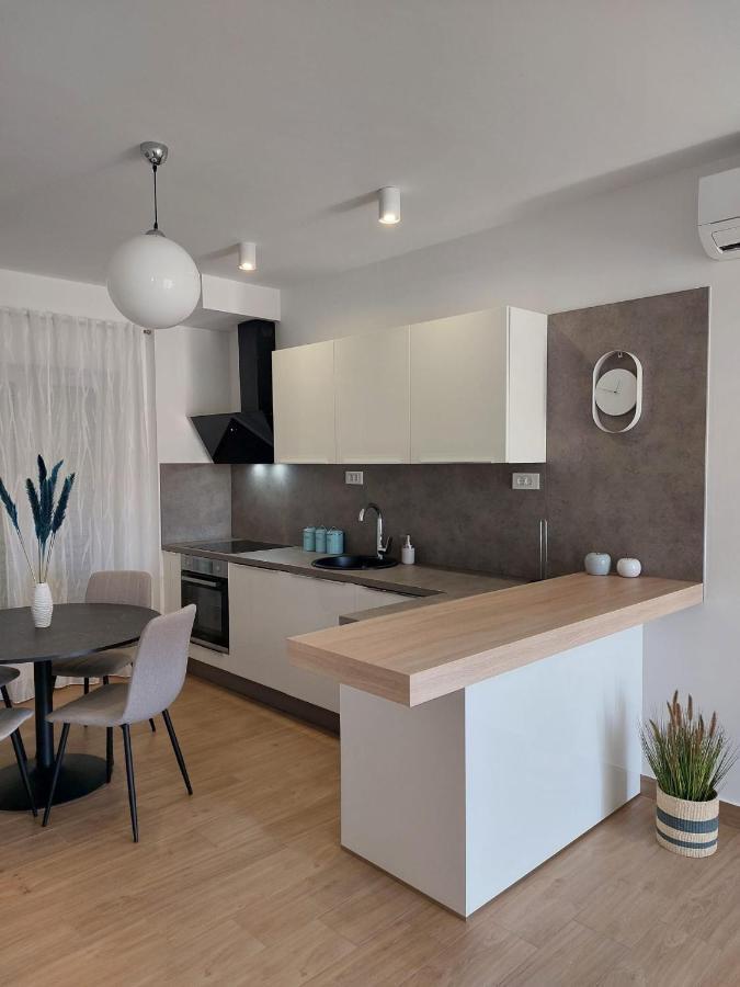 Villa Moon Trogir Dış mekan fotoğraf